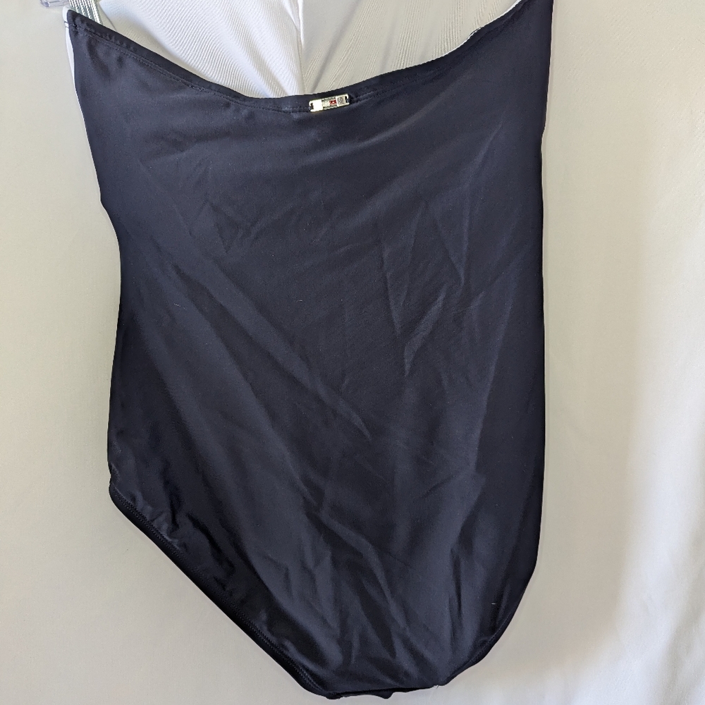 Tommy Hilfiger Full Coverage Colorblock Women's One Piece NWT Multiple Sizes - Picture 5 of 15